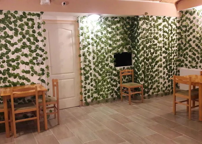 Opera Hostel *