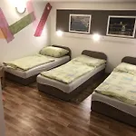 Opera Hostel *