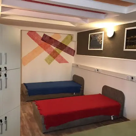 Hostel Opera Budapest