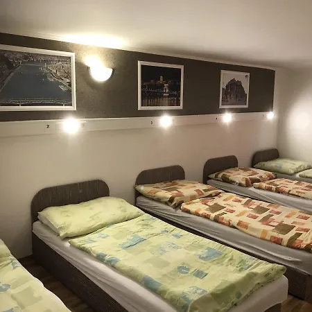 Opera Hostel *