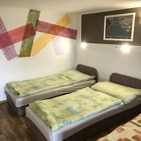 Hostel Opera