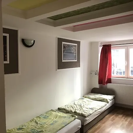 Hostel Opera *