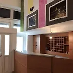 Opera Hostal