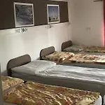 Hostal Opera *
