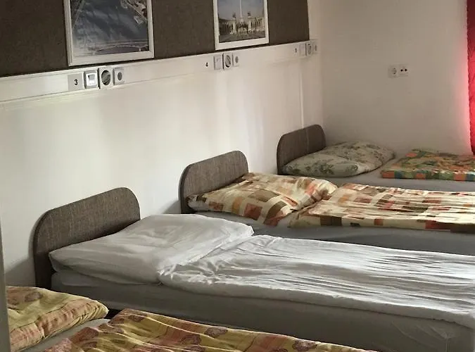 Хостел Opera *